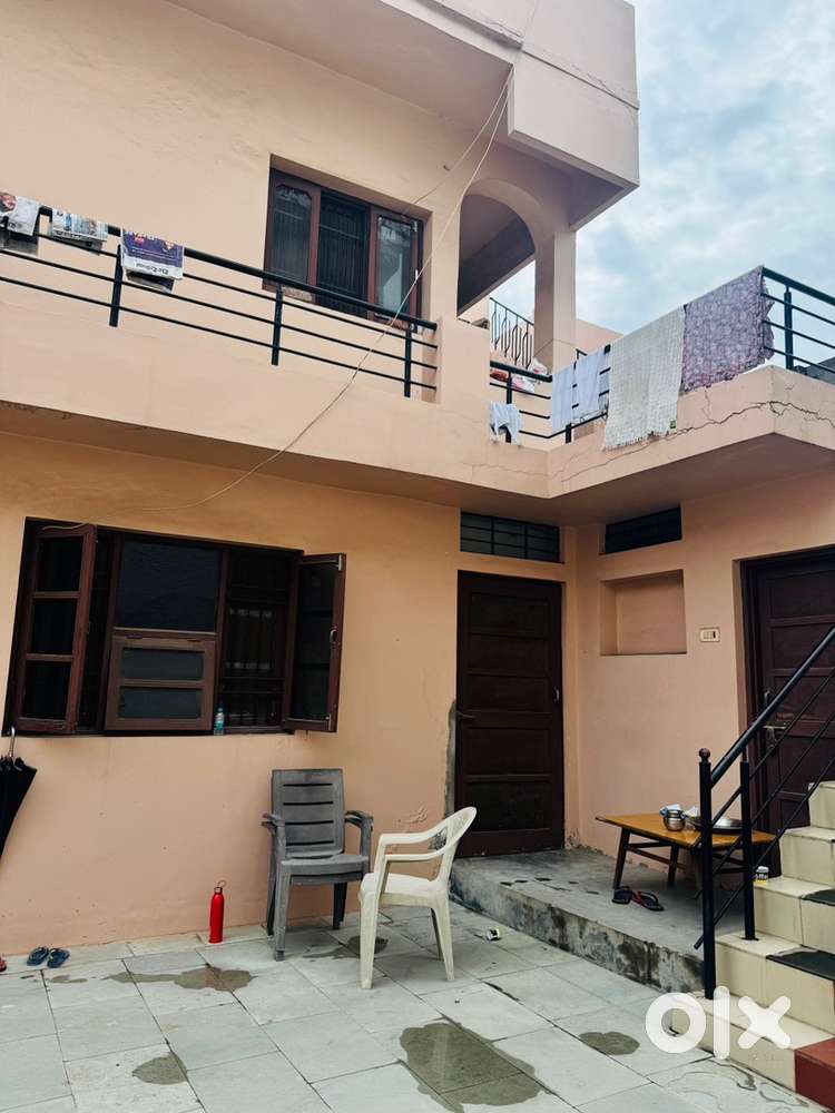 3 rooms for rent