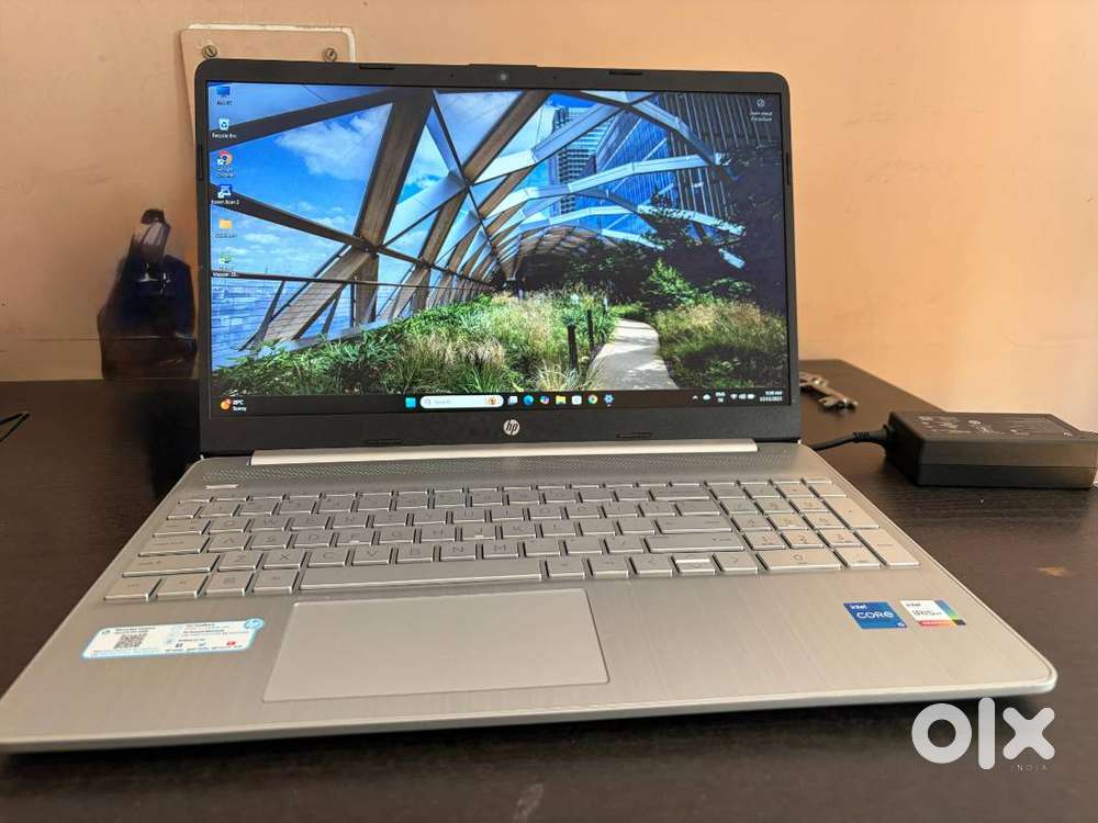 6 month old HP 15s-fy5007TU Laptop