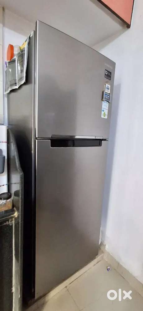 SAMSUNG DOUBLE DOOR FREIDGE