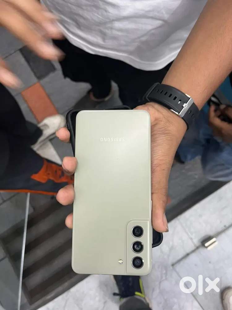 S21 fe 5g neet clean phone 8/128