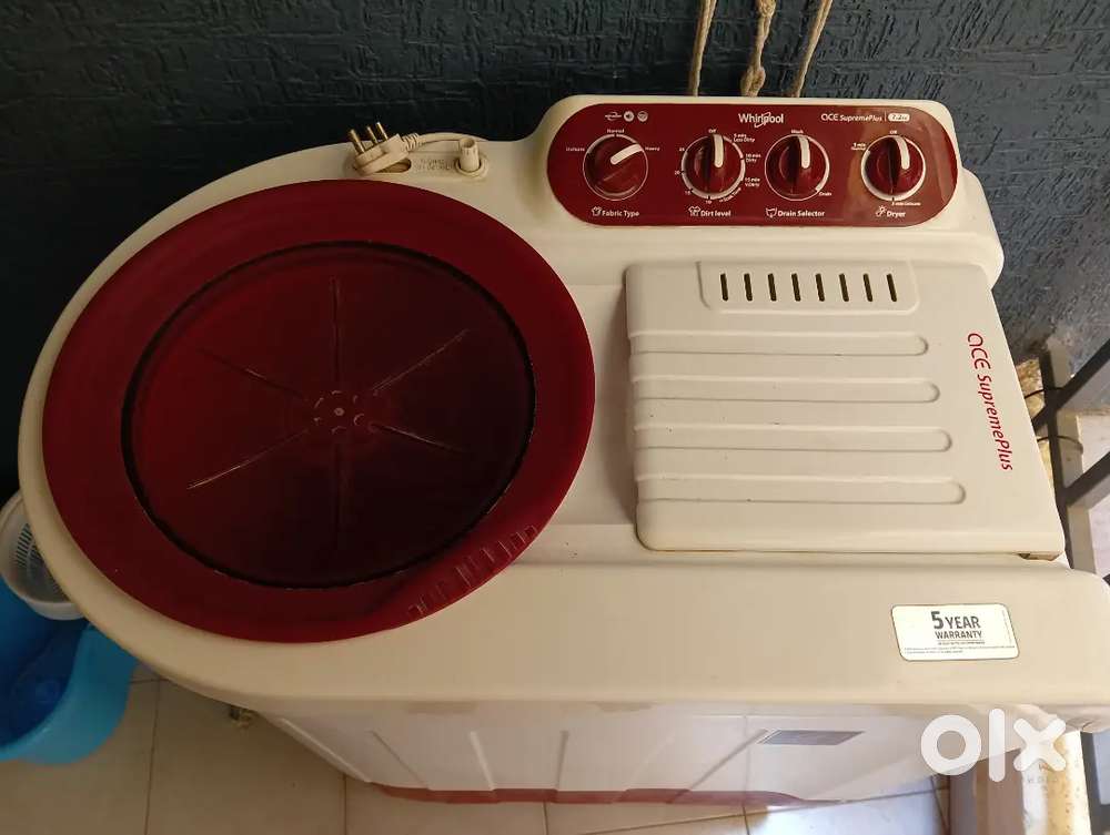 Semi automatic washing machine