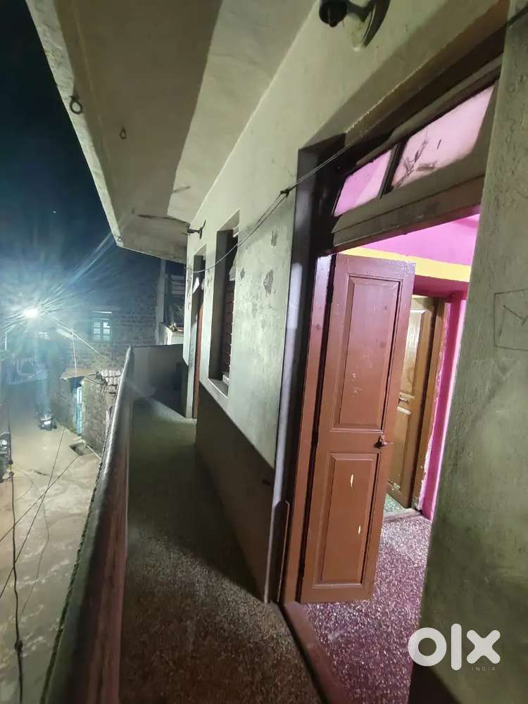 1 rk 1 bathroom 1 toilet