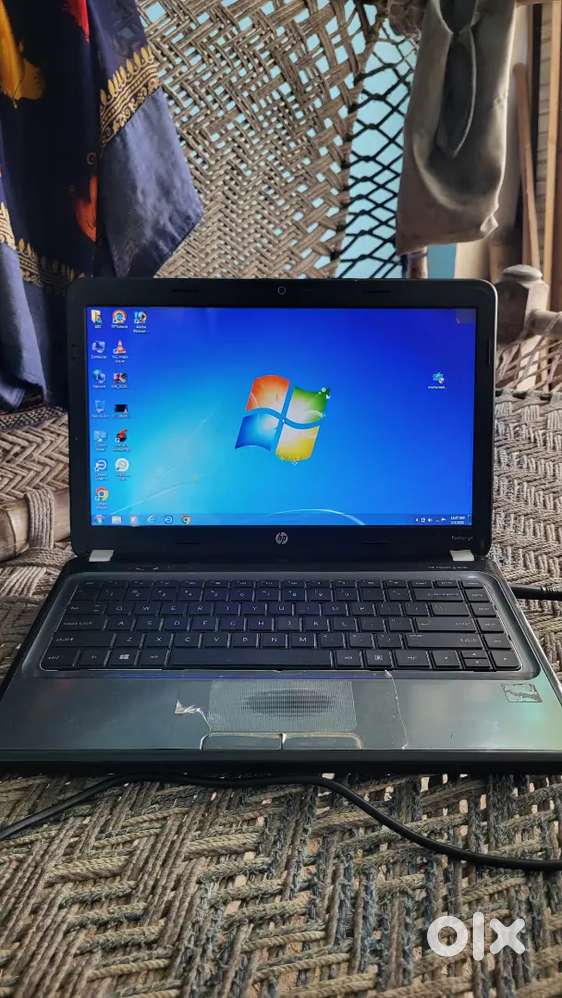 Hp pavilion g4 laptop 4gb ram 500 HDD windows 10