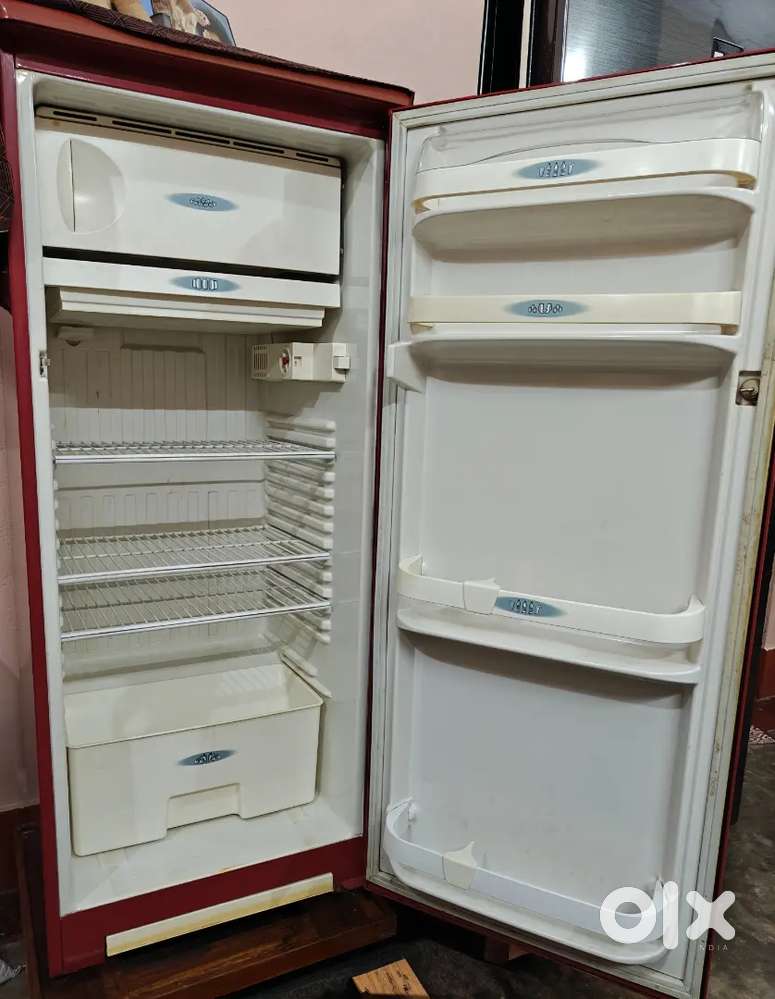 Kelvinator Fridge (Single Door)