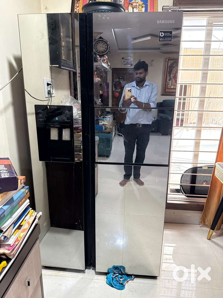 SAMSUNG SIDE BY SIDE FRIDGE