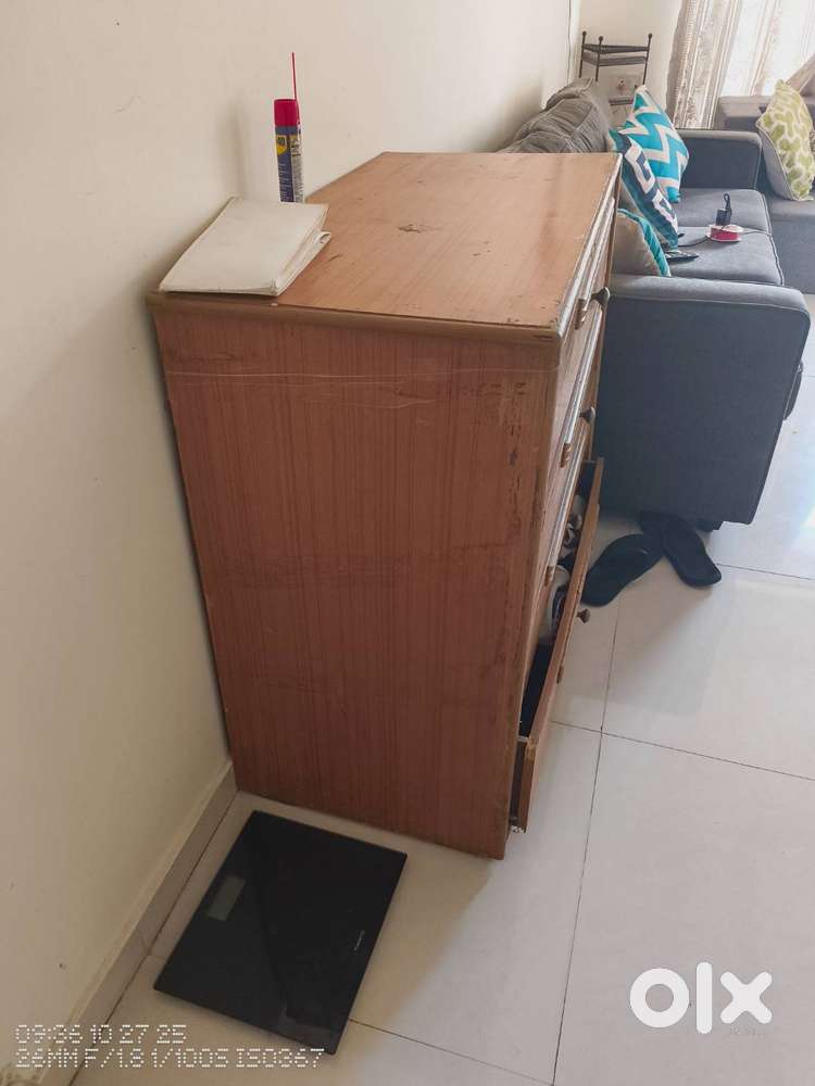 Old chest of drawers