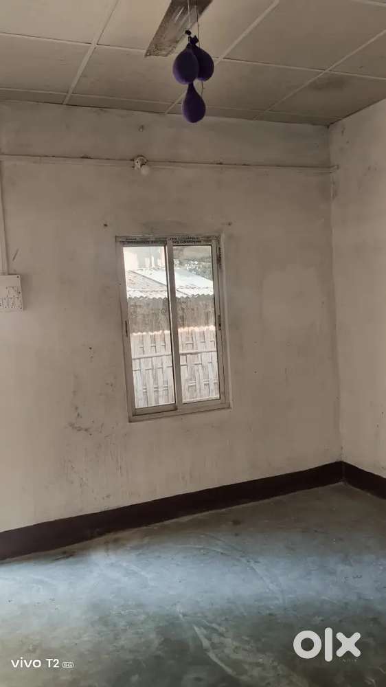 Single room for rent...Working person