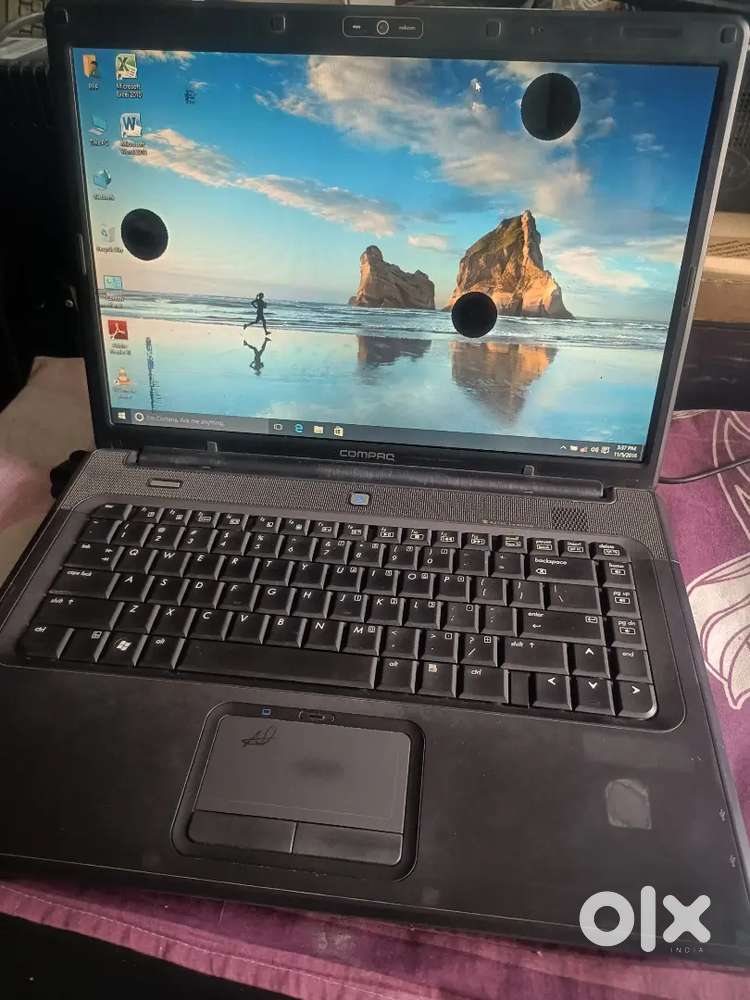Wifi Movie Ready COMPAQ LAPTOP