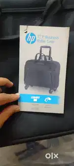 HP 17.3 Business roller casee