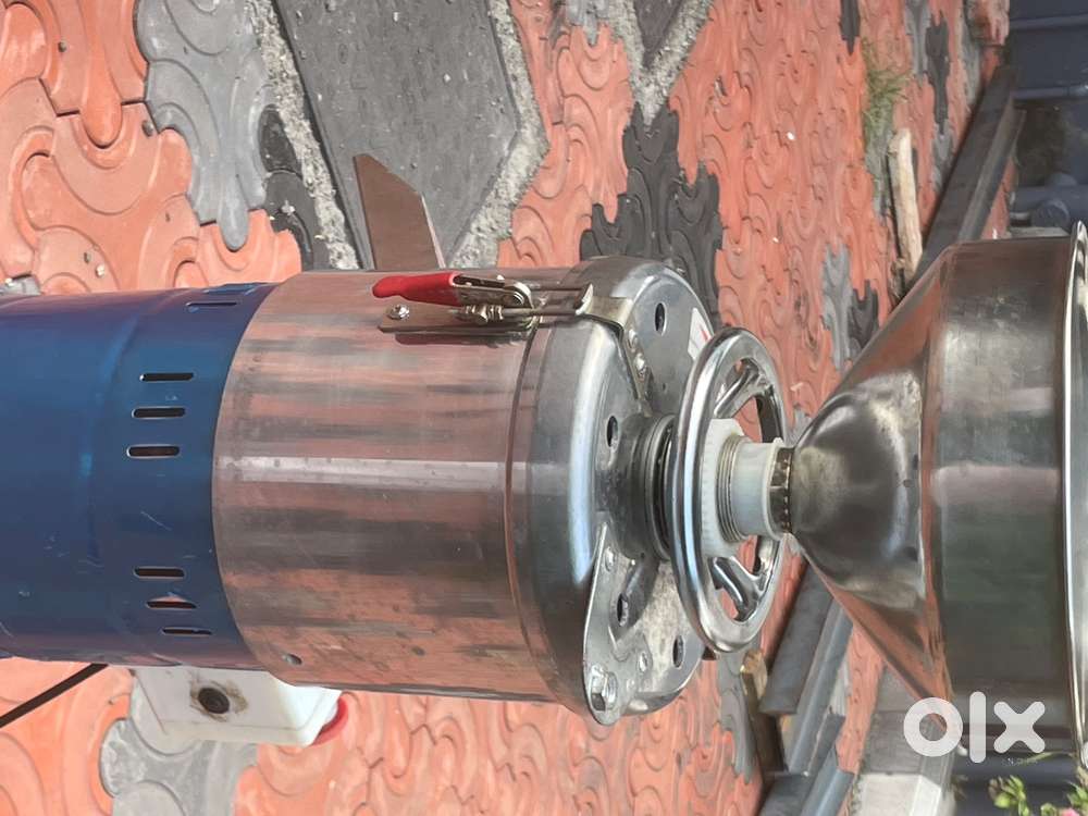 Commercial wet grinder