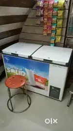 Voltas D frige 3 year purana, or Blue Star 3.25 liter frige