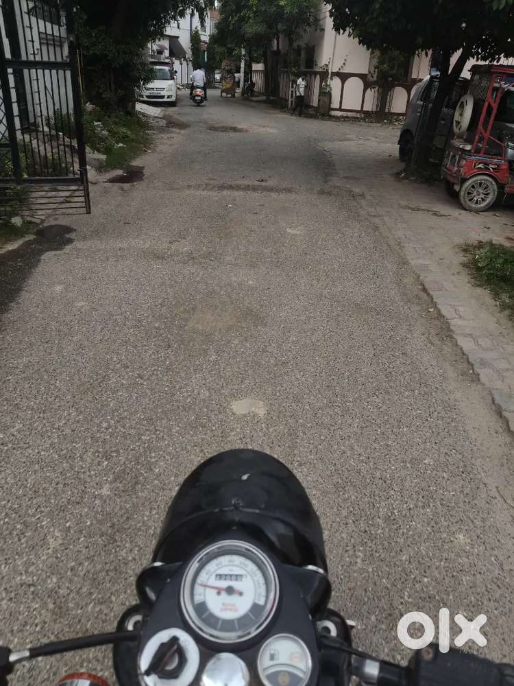 30× 70 near happy modal benipur pahariya 20 ft road 70 lakh niswa