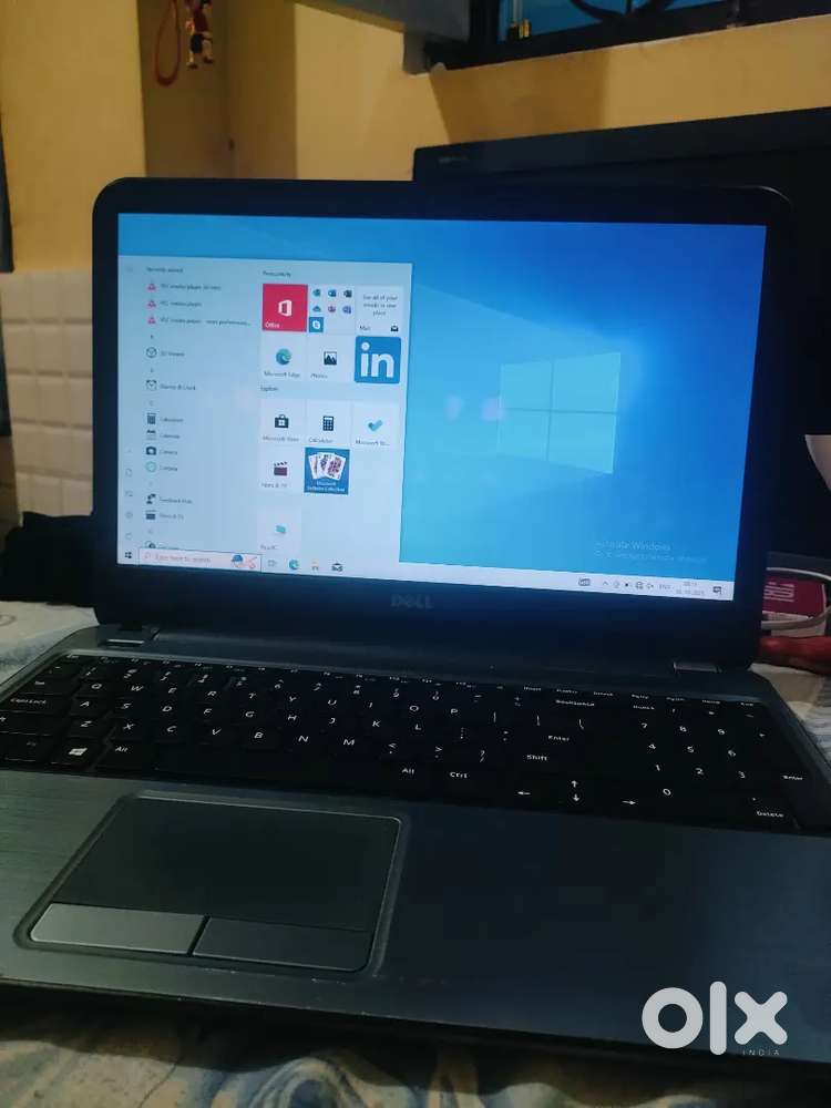 DELL LAPTOP
