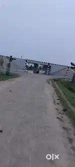 Main road ku lagi kari ache boudh relwe station ra pakhe