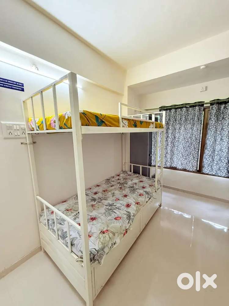 PG for Girl with all amenities