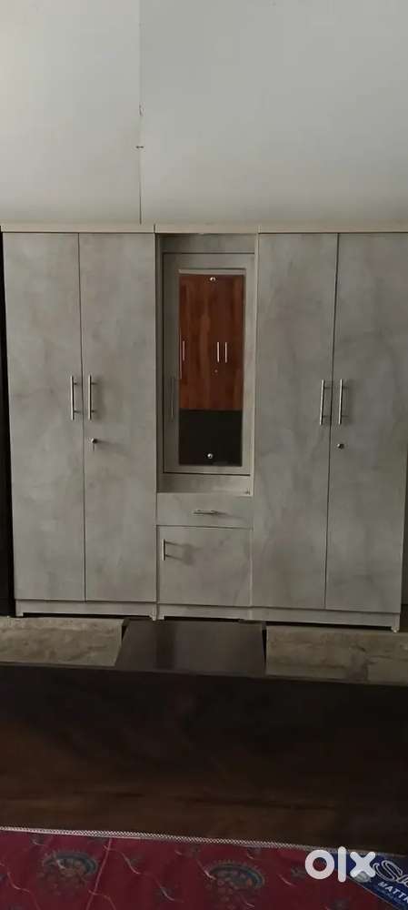 5 door wardrobe 6*6