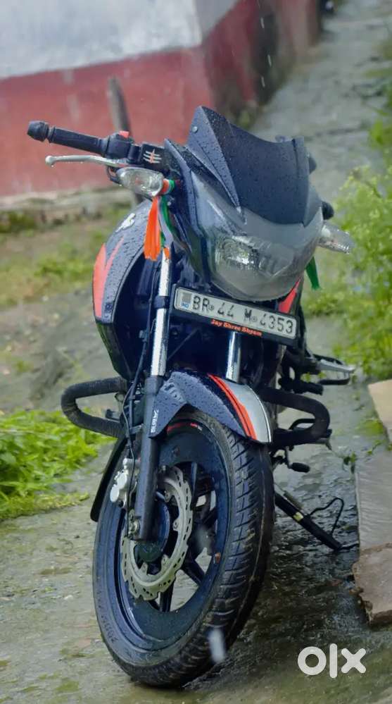 Apache RTR 160 BS6