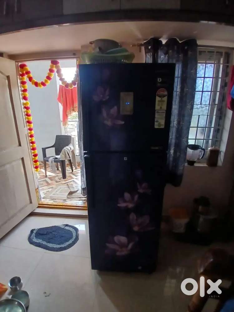 FRIDGE AND AC SALE