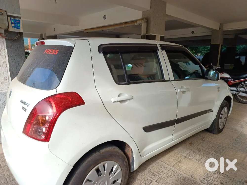 Maruti Suzuki Swift 2009 Diesel 155000 Km Driven