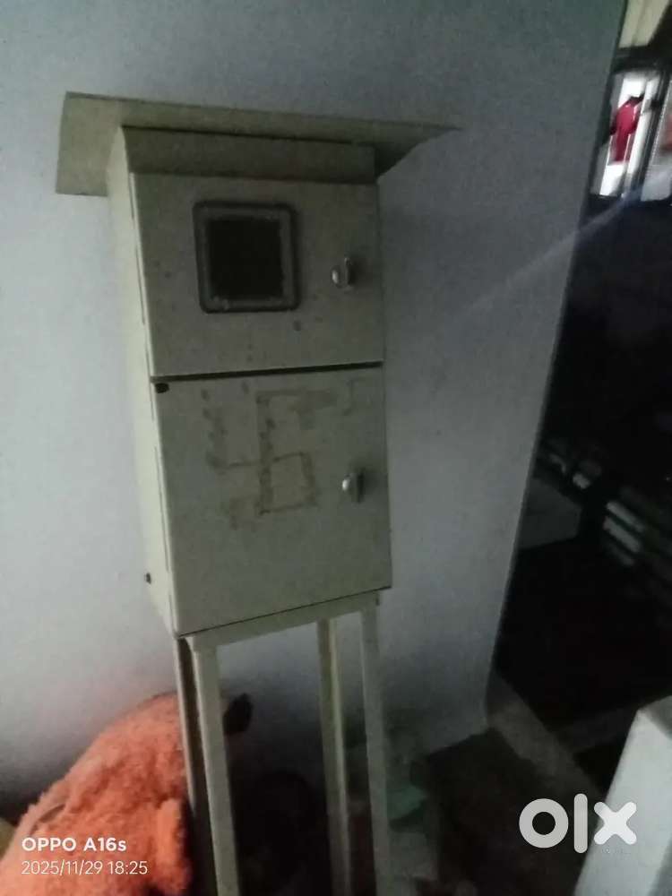 Panel board house const