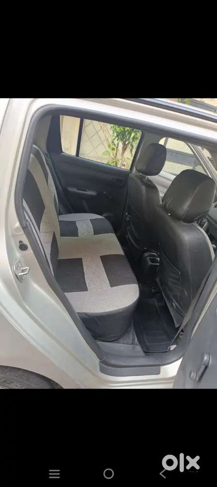 Maruti Suzuki Swift 2011 (Petrol) and (cng)