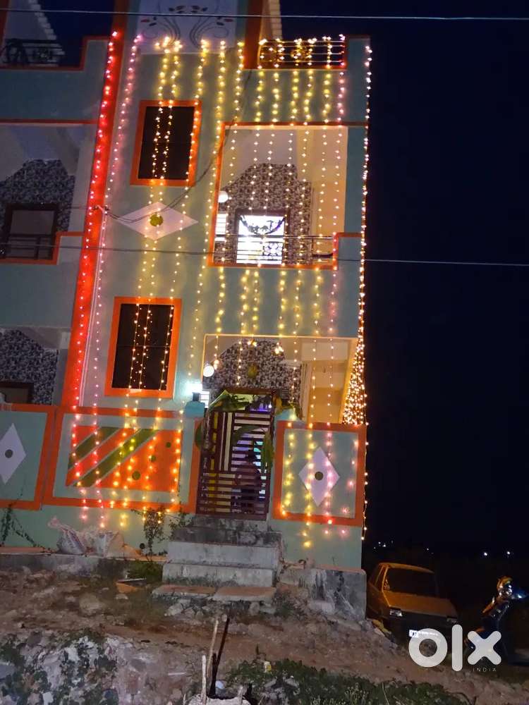 1bhk house near benz circle with cupboards