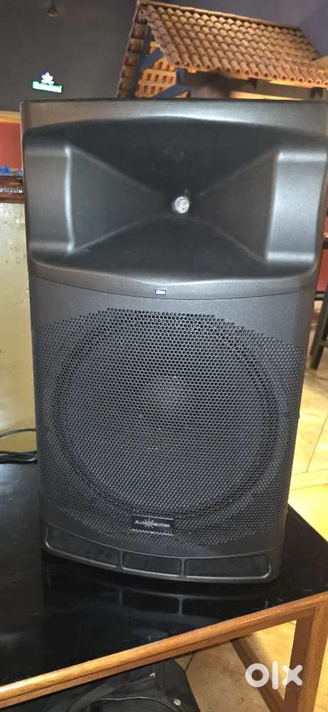 Audio Centre speaker