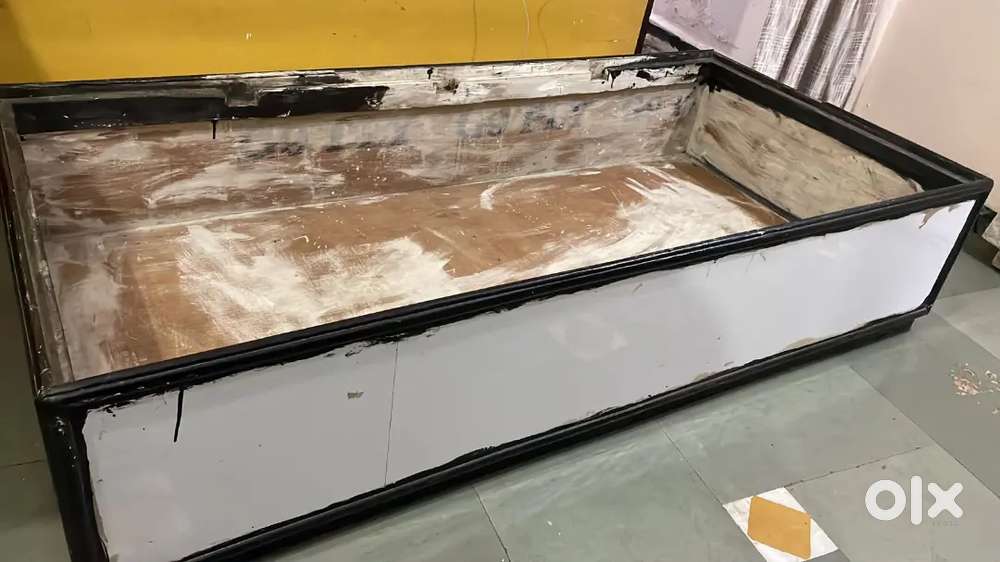 Bed for sell, price negotiable