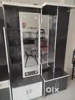 Kushal carpenter ki jarurat h, furniture items banane k lia