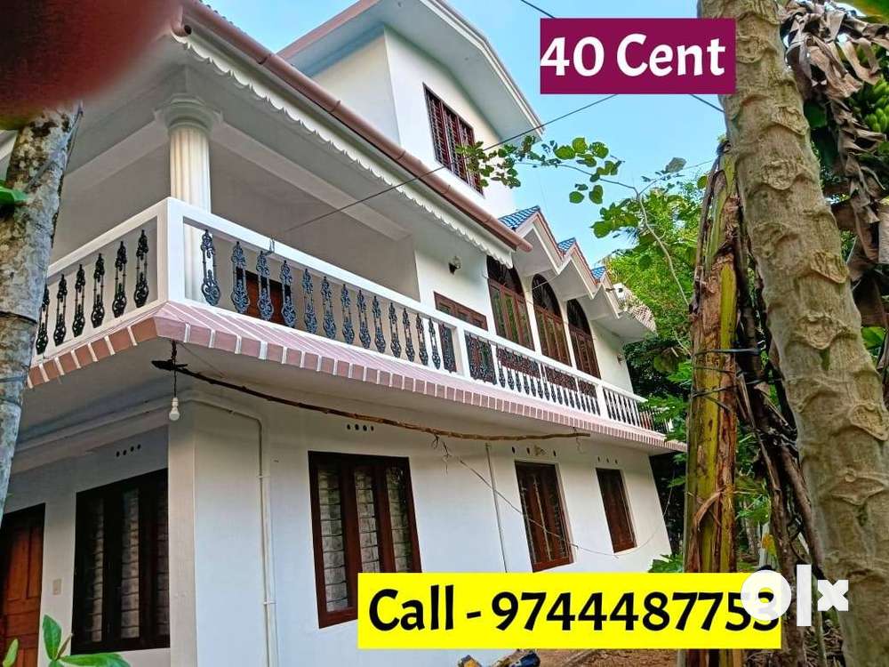 40 Cent , Luxury House For Sale , Near Koothattukulam