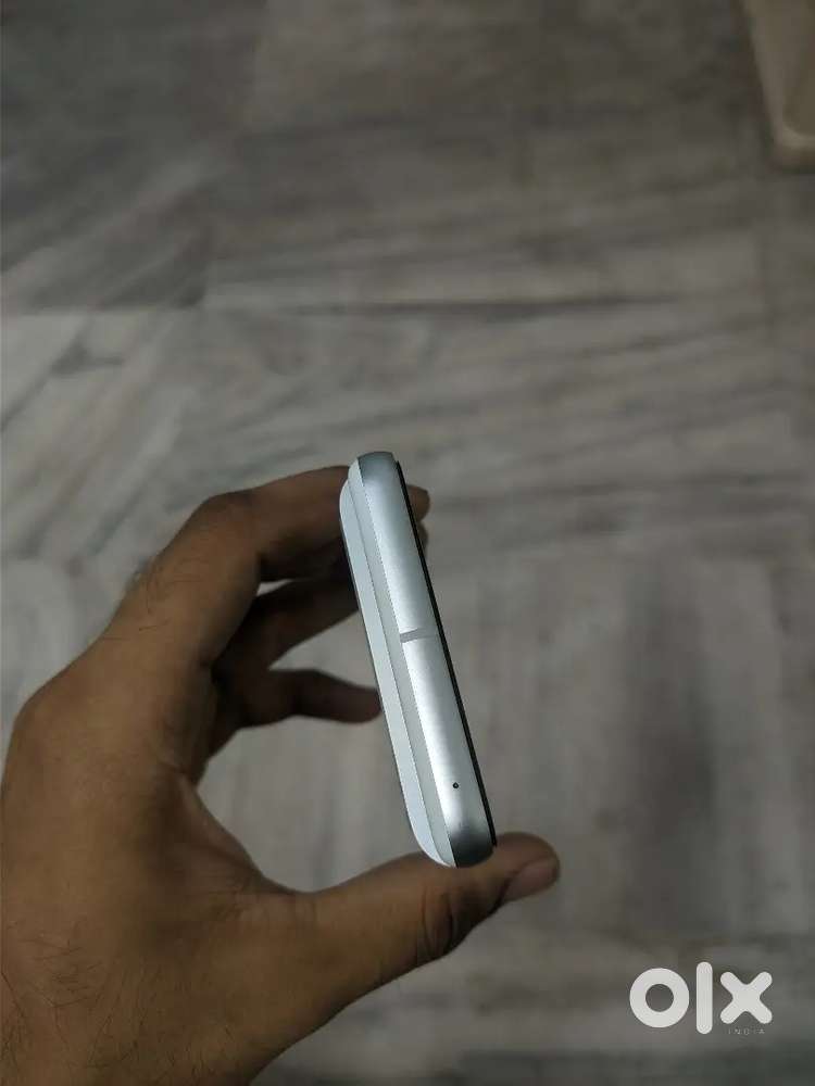 Urgent Sale - Google Pixel 8 - 2 months old