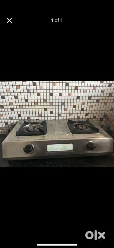 Gas stove for sale and used kitchen vesels available