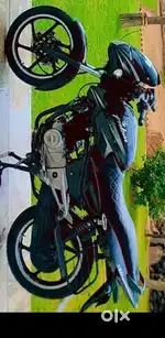 Pulsur 150 black colour bike