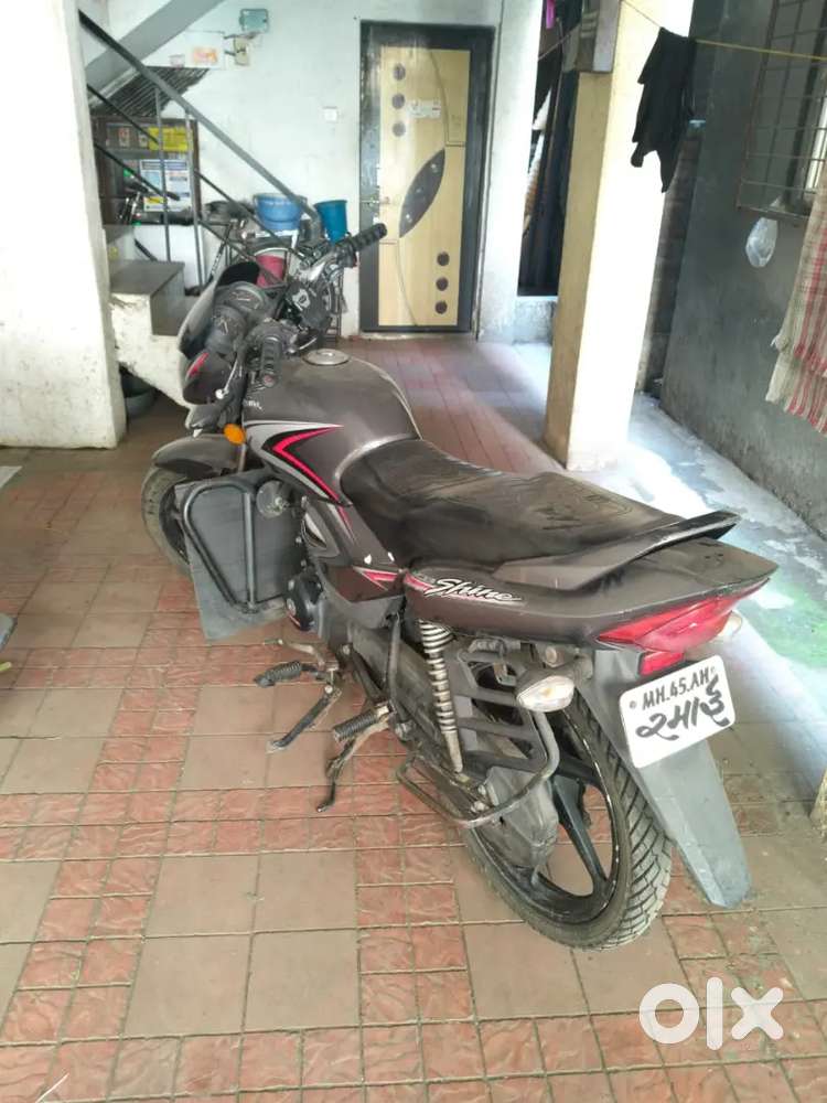 Cb Shine 125 selling immediately