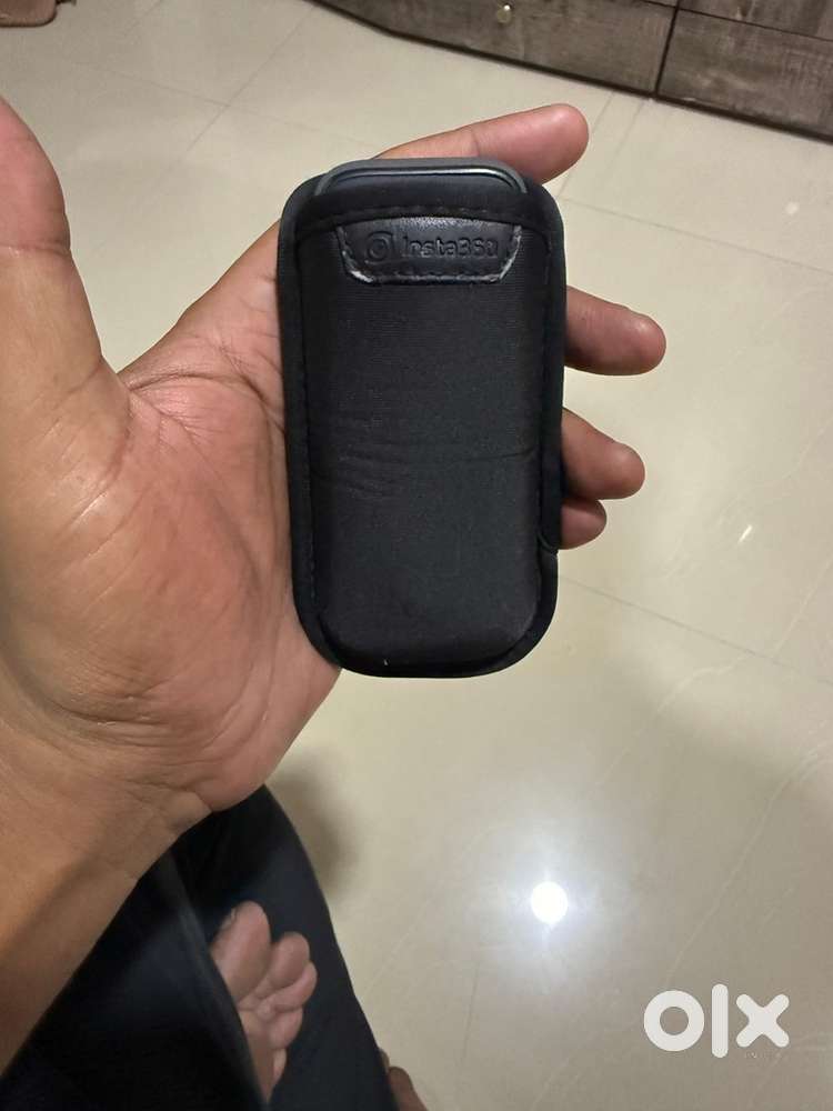 Insta 360 X2 with Tripod stick worth 4k