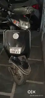 ACTIVA BLACK COLOUR & GUJARAT REGISTRATION
