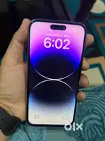 Apple 14 pro max OLED display