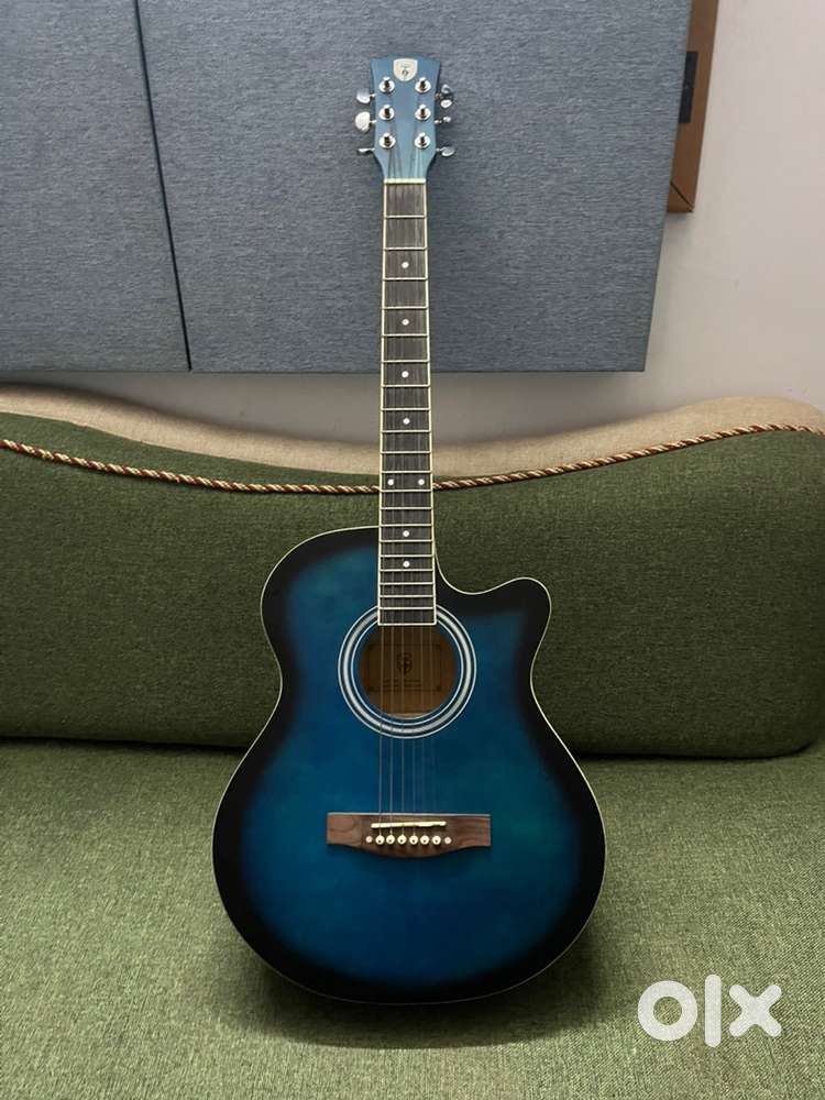  Techno TM-40PM Acoustic Guitar – As Good As New!