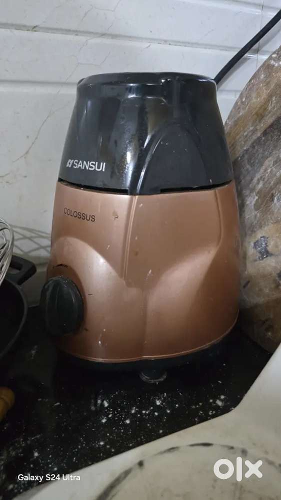 Sansui 1000W mixer with 4 jars including juicer