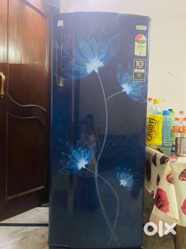 Godrej Single Door Blue Fridge  4 Yr Old  10 Yr Warranty  Excellent