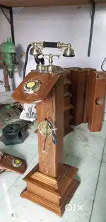 Antique Stand Maharaja Telephone with Clock workking