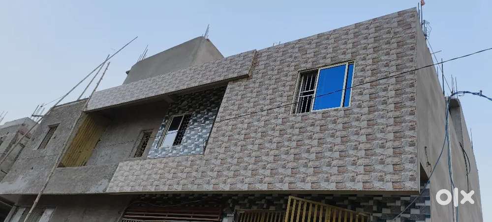 1BHK! Ground Floor (₹8K) & First Floor (₹12K) Available!