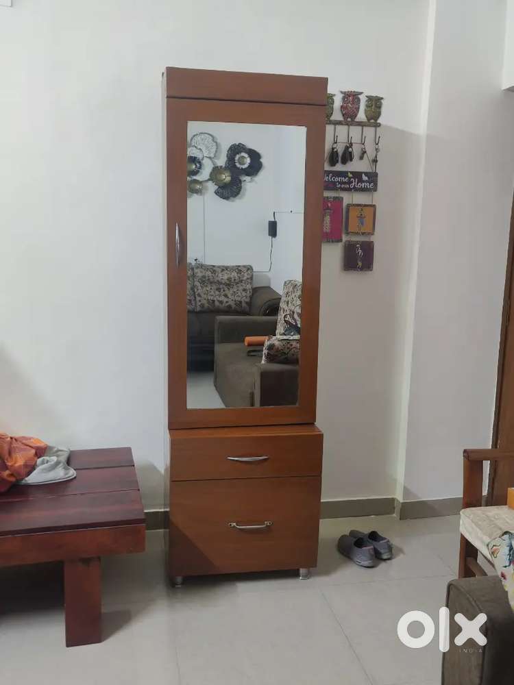 Full Size, Newly Painted, Gently Used Dressing Table For Sale