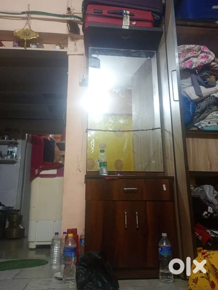 3 items in just Rs-30,000 : cupboard, dressing table and double bed