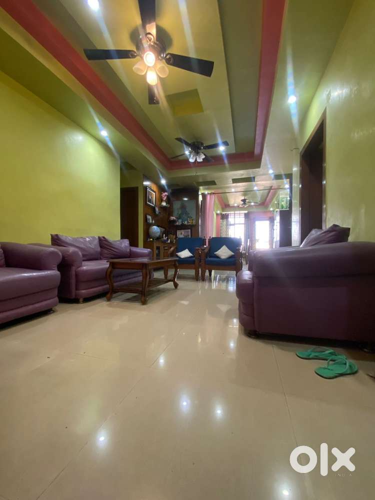 3bhk specious beautiful flqt for sale at Bamunimaidan main road