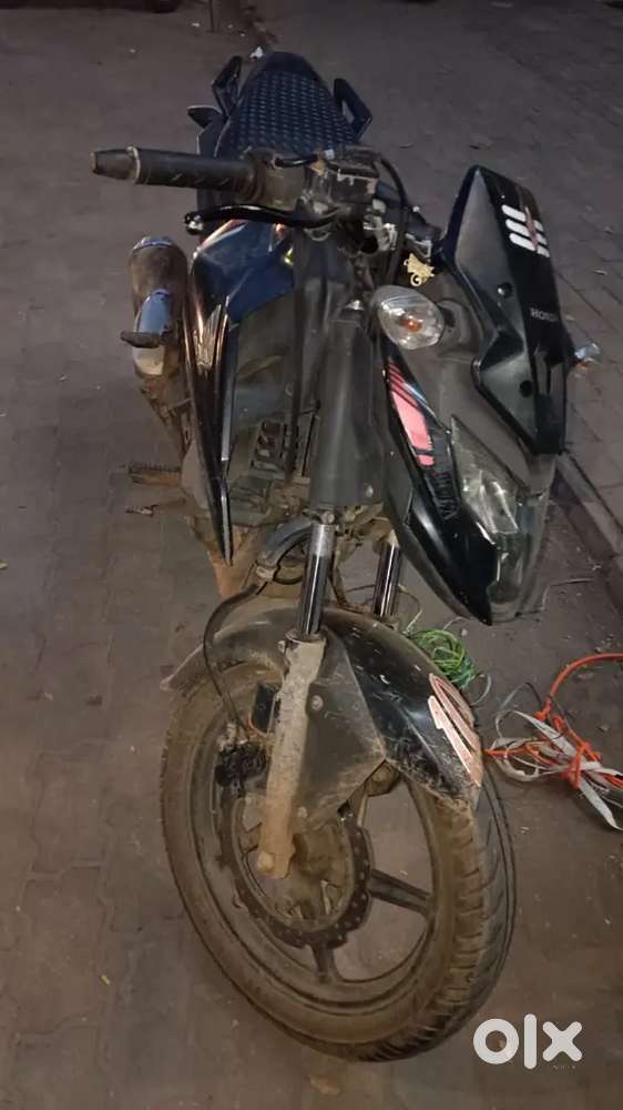 Honda/xblade, money argent