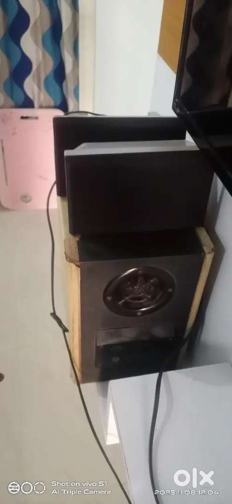 Home theater (woofer speaker)