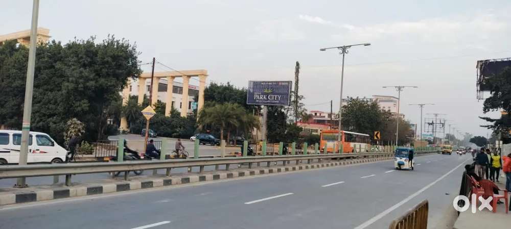 लखनऊ में सुल्तानपुर हाइवे पिंटल पार्क सिटी के नजदीक प्लॉट