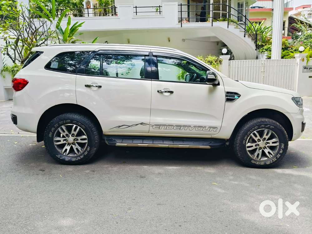 Ford Endeavour 3.2 Titanium AT 4X4, 2017, Diesel