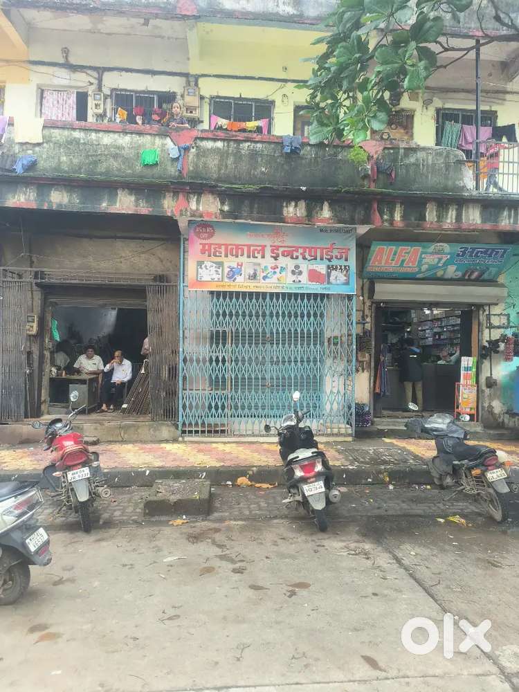 Shop for selling Ready possession